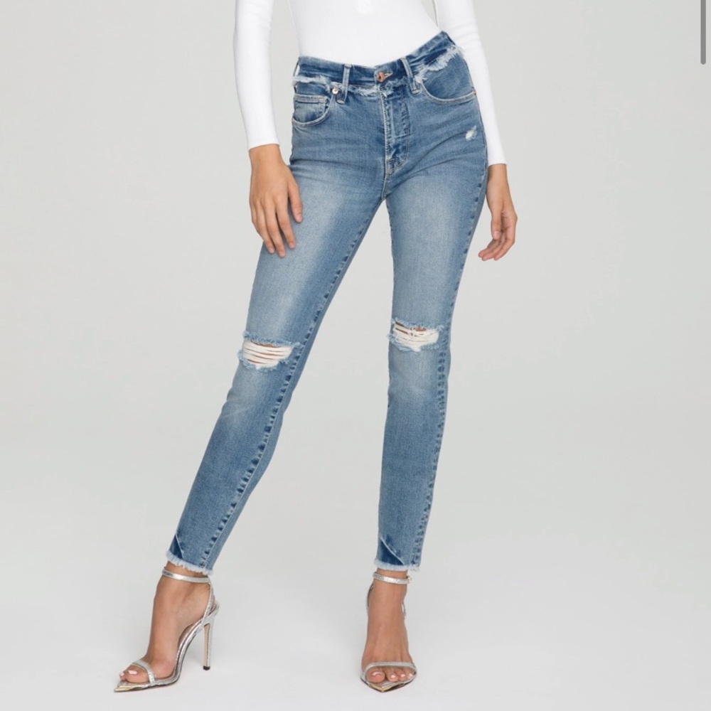 NWT Good American Jeans - GOOD LEGS UNDER FRAY WAISTBAND